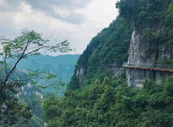 张家界翼装飞行即将开赛 到张家界旅游又多了一道风景线