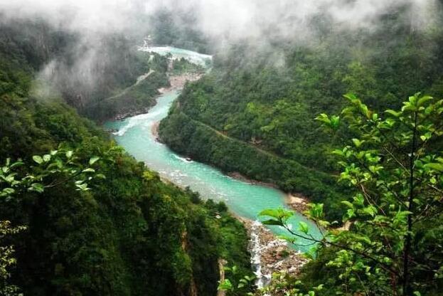 怒江大峡谷旅游