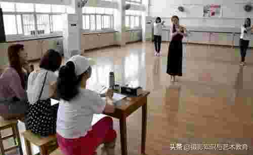 为什么相亲都讨厌幼师（为啥不愿意娶漂亮的幼师）(图3)